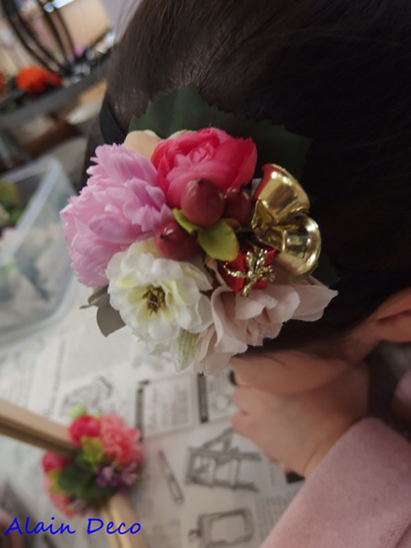 静岡市葵区鷹匠お花屋さんアランデコのワークショップ・コサージュ制作の実例２の２