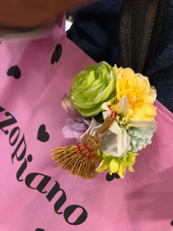 静岡市葵区鷹匠お花屋さんアランデコのワークショップ・コサージュ制作の実例３の４